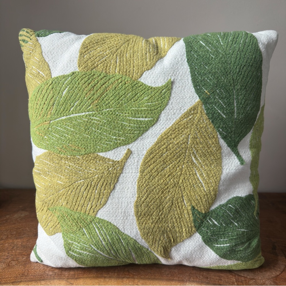 Liora Manne Lamontage Green Felt Plant Leaf Foliage Pillow Case Boho Decor 16”